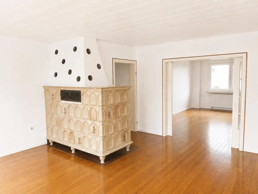 Großzügige, helle 4-ZKB-Wohnung (110 m²) mit Südbalkon
