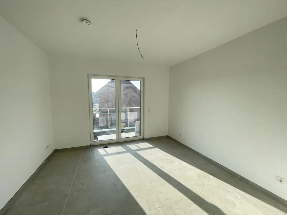 Exclusive New-Build Apartment Including Kitchen and Parking Space, Elevator Use