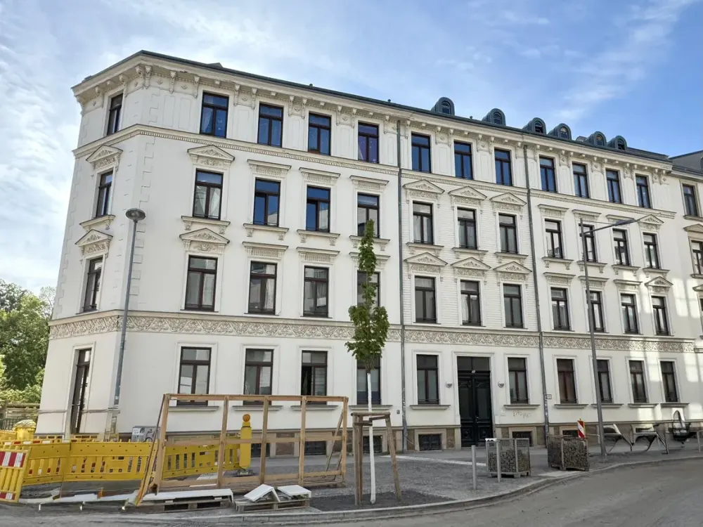 Helle 1-Raum-Wohnung mit separater Küche in zentraler Lage