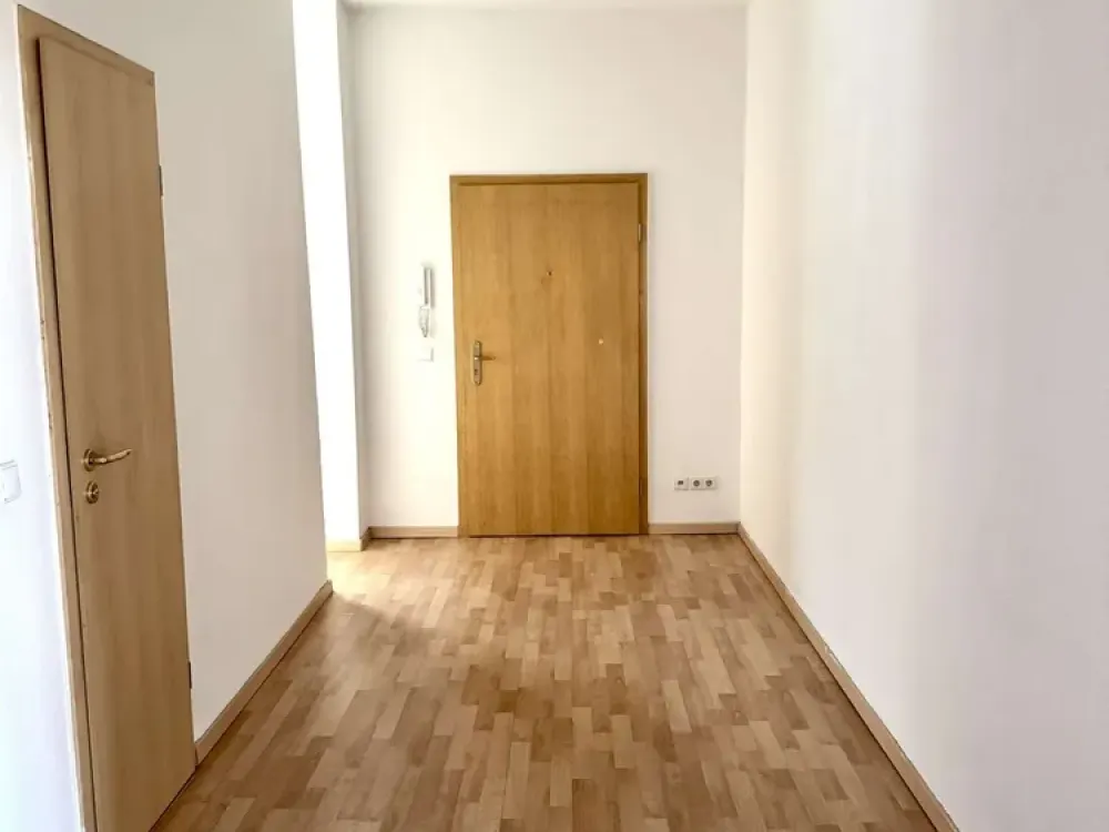 Helle 1-Raum-Wohnung mit separater Küche in zentraler Lage