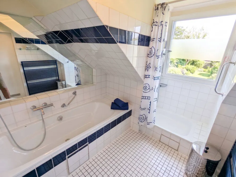 Top Wohnung in bester Lage am Rotkreuzplatz
