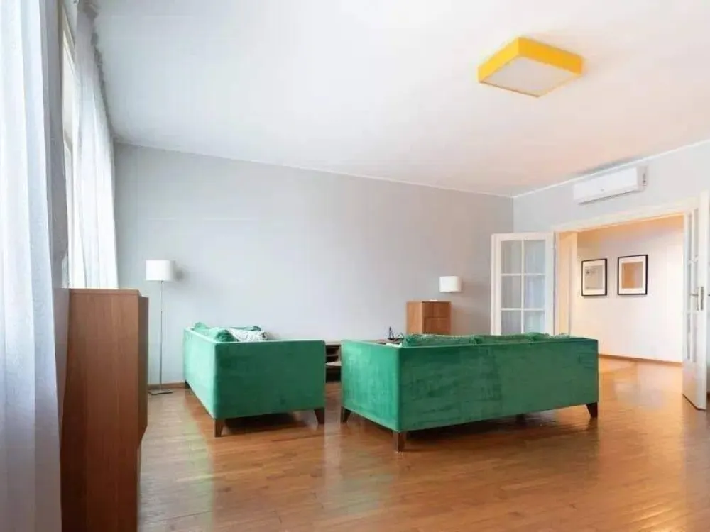 Renovierte 3-Zimmer-Wohnung mit moderner Einbauküche zu vermieten