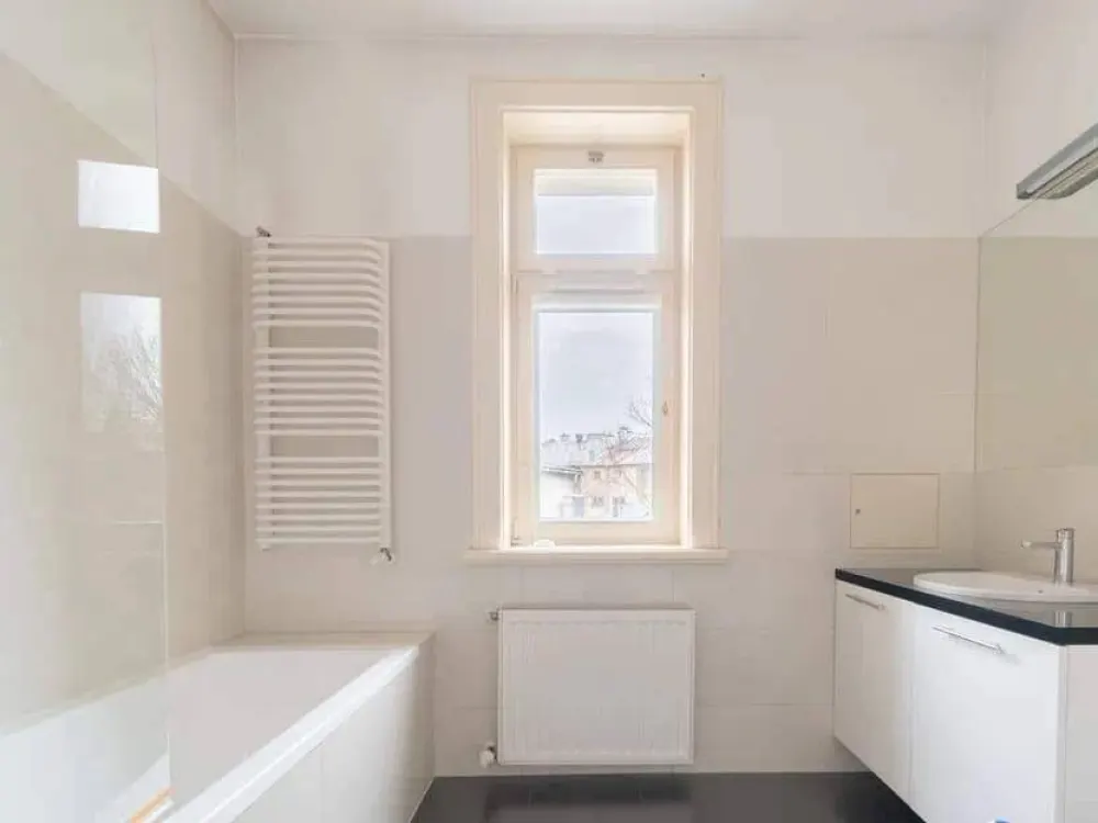 Renovierte 3-Zimmer-Wohnung mit moderner Einbauküche zu vermieten