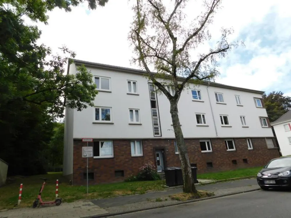 Achtung! Tolle 2-Zimmer-Wohnung mit Balkon inkl. Boden und Tapeten! Einzugsbereit!