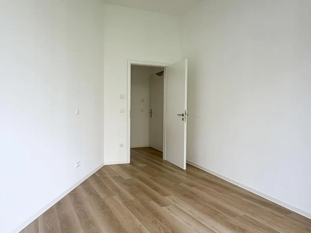 Helle 4-Raum-Wohnung mit Terrasse im Zentrum-West