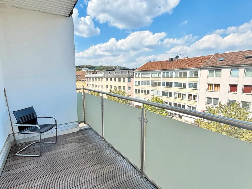 Helle & Renovierte 2 Zimmerwohnung mit Balkon im Hagener Zentrum!