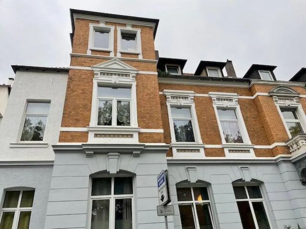 Centrally Located 3-Room Apartment, Also Suitable for Shared Living