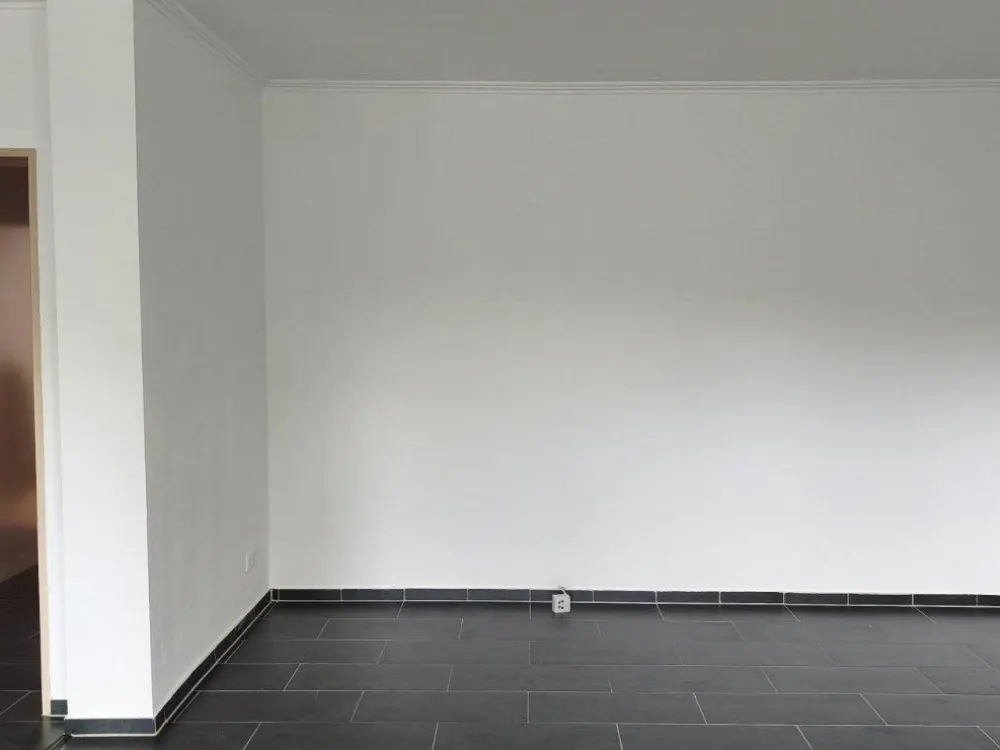 3,5 Zimmer Wohnung mit Balkon und Tiefgaragenstellplatz 800€
