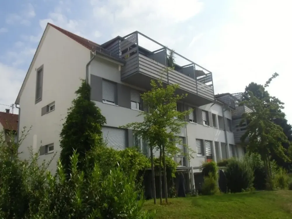 3 Zimmerwohnung inkl. Aufzug, Balkon und Carport in Wernau