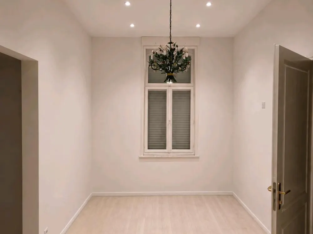 zu vermieten 4-Zimmer-Wohnung 125 qm mit Balkon und 130qm Garten