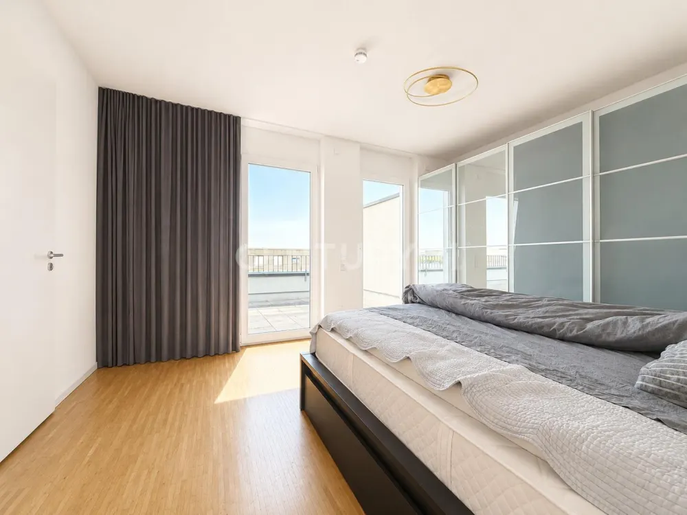 Modernes Penthouse mit Dachterrasse
