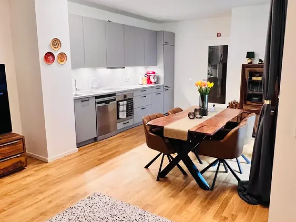 Nachmieter gesucht - Moderne 3-Zimmer-Wohnung mit Balkon und Flussblick in der HafenCity
