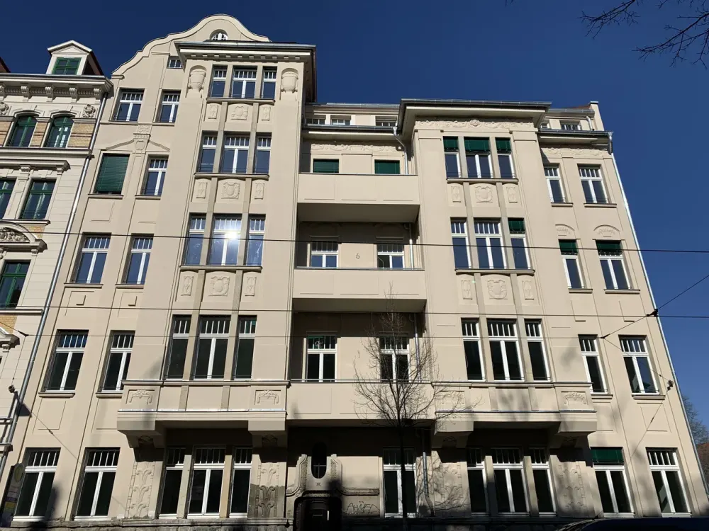Lichtdurchflutete 2-Zimmer-DG-Wohnung