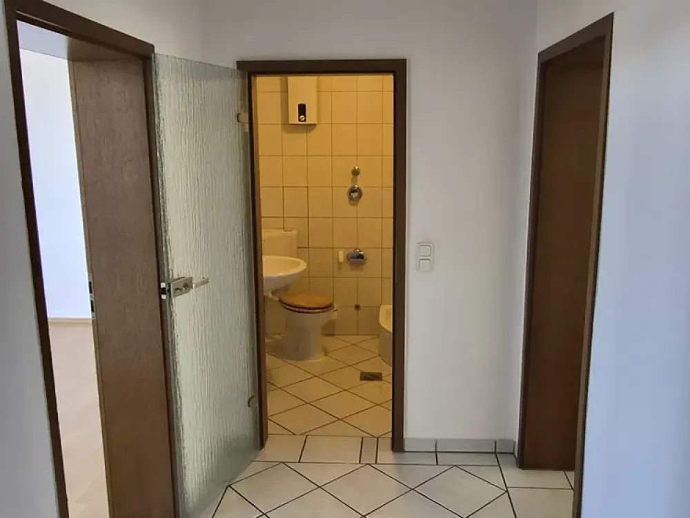 2,5 Zimmer im Herzen der Stadt ! 2er WG geeignet !