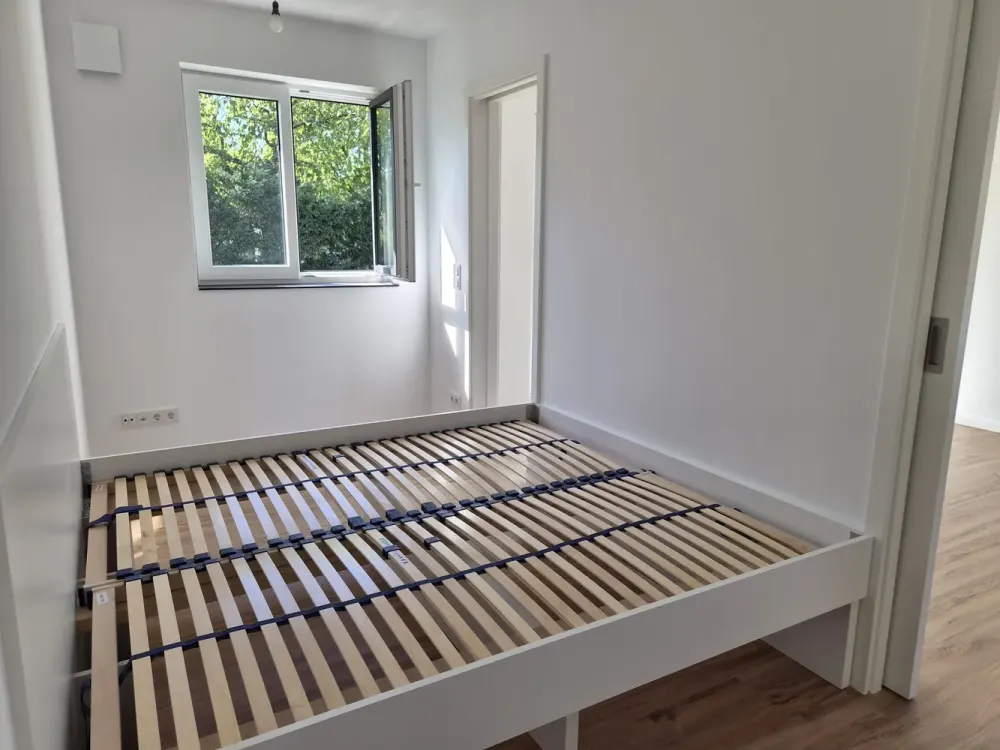 1,5 Zimmer Wohnung, EBK, Balkon, TG Stellplatz