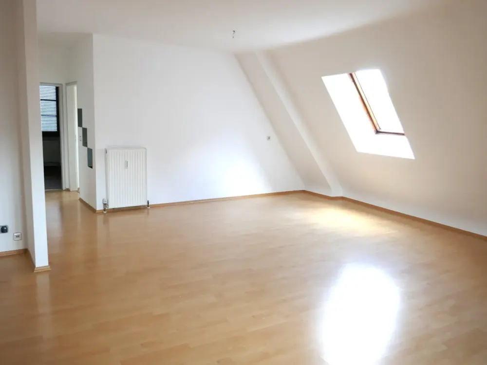 Spacious, Quiet and Bright 2-Room Apartment in the Center of Herzogenaurach