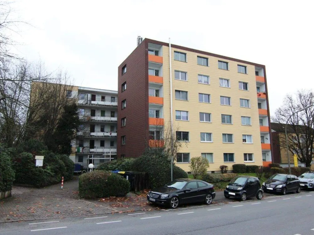 3 Zimmer mit Balkon im Erdgeschoss nur wenige Stufen
