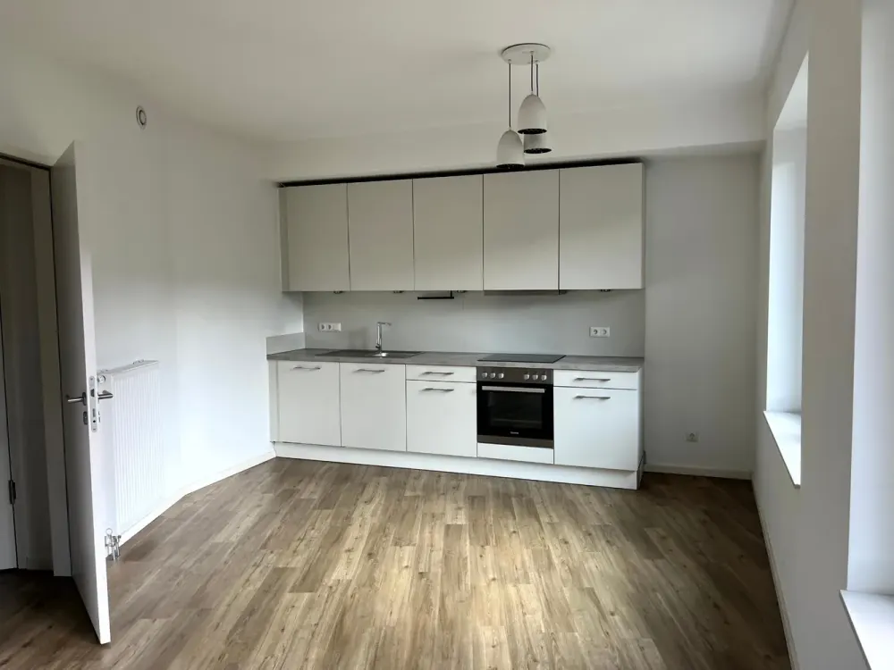 Wohnung mit Garten in der Nähe zum Flughafen
