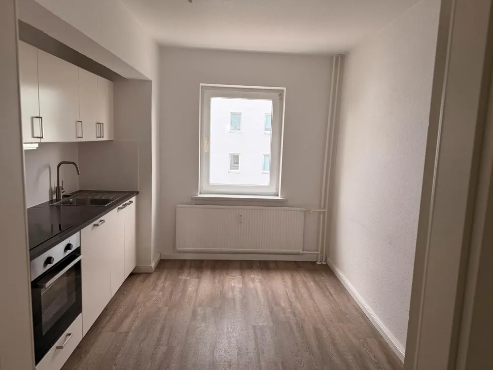 3-Room Apartment in Groß Lüsewitz | 62 m² | Fitted Kitchen