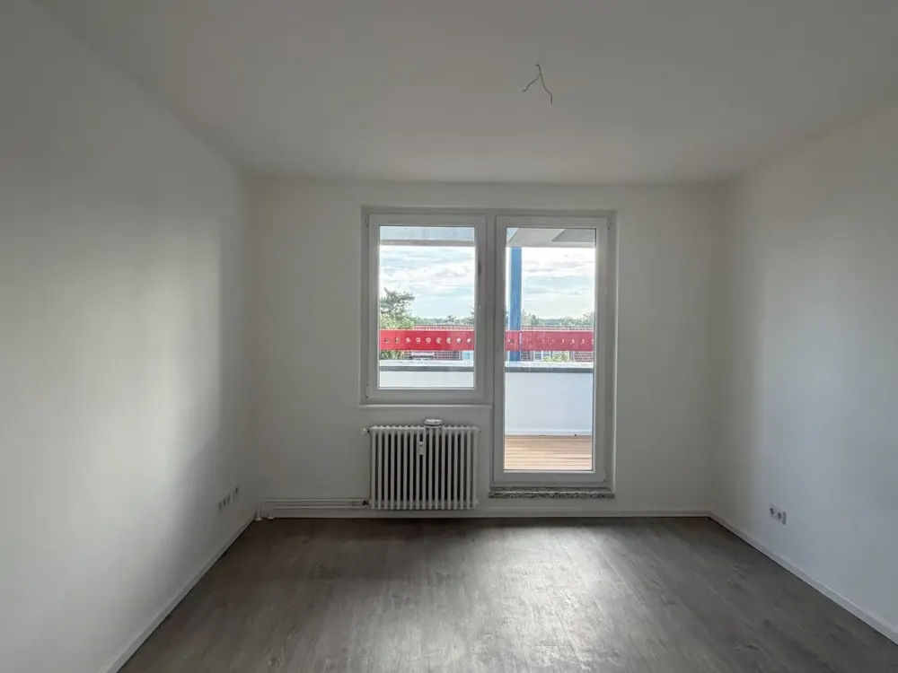 Geräumiges Familiennest über den Dächern von Tegel! Frisch saniert und gestrichen!