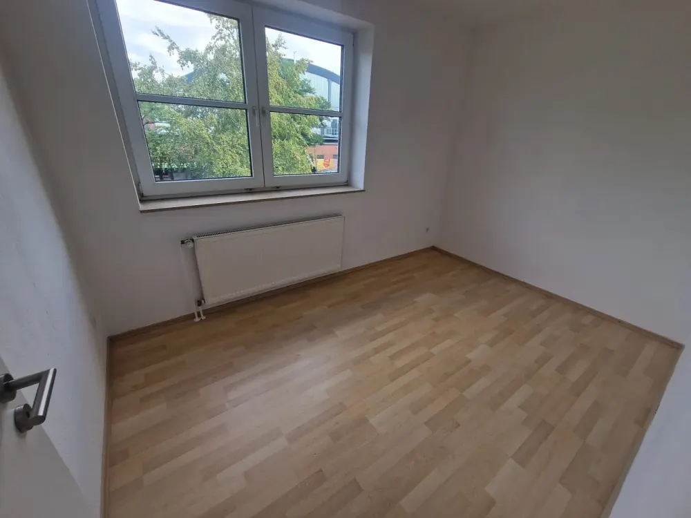 Wohnung sucht Familie: familienfreundliche 4-Zimmer-Wohnung
