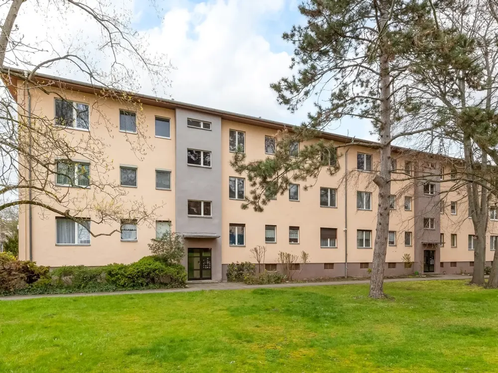 Nachmieter für wunderschöne 3-Zimmer Wohnung mit Einbauküche gesucht!