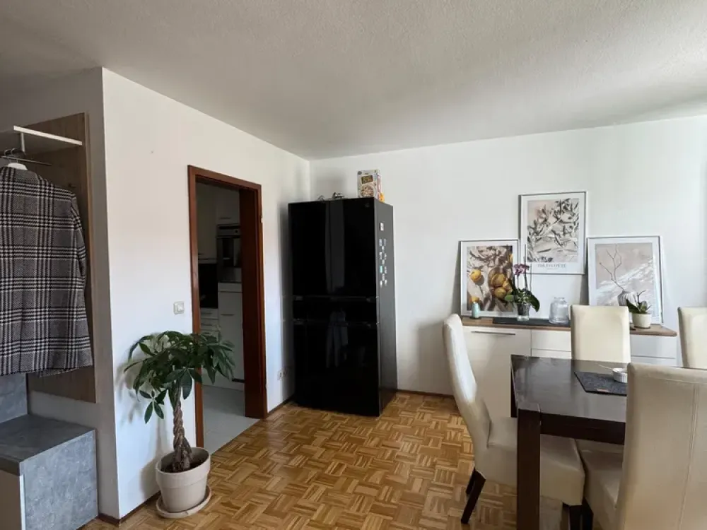 Helle 3-ZKB-Maisonette-Wohnung im Herzen von Moosach ca. 64 qm (Grundfläche 80 qm)