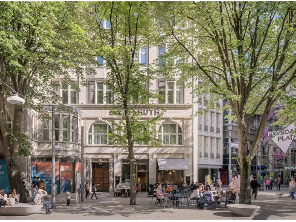 Potsdamer Platz - Urbaner Luxus & zeitlose Eleganz​ im historischen Haus Huth​!