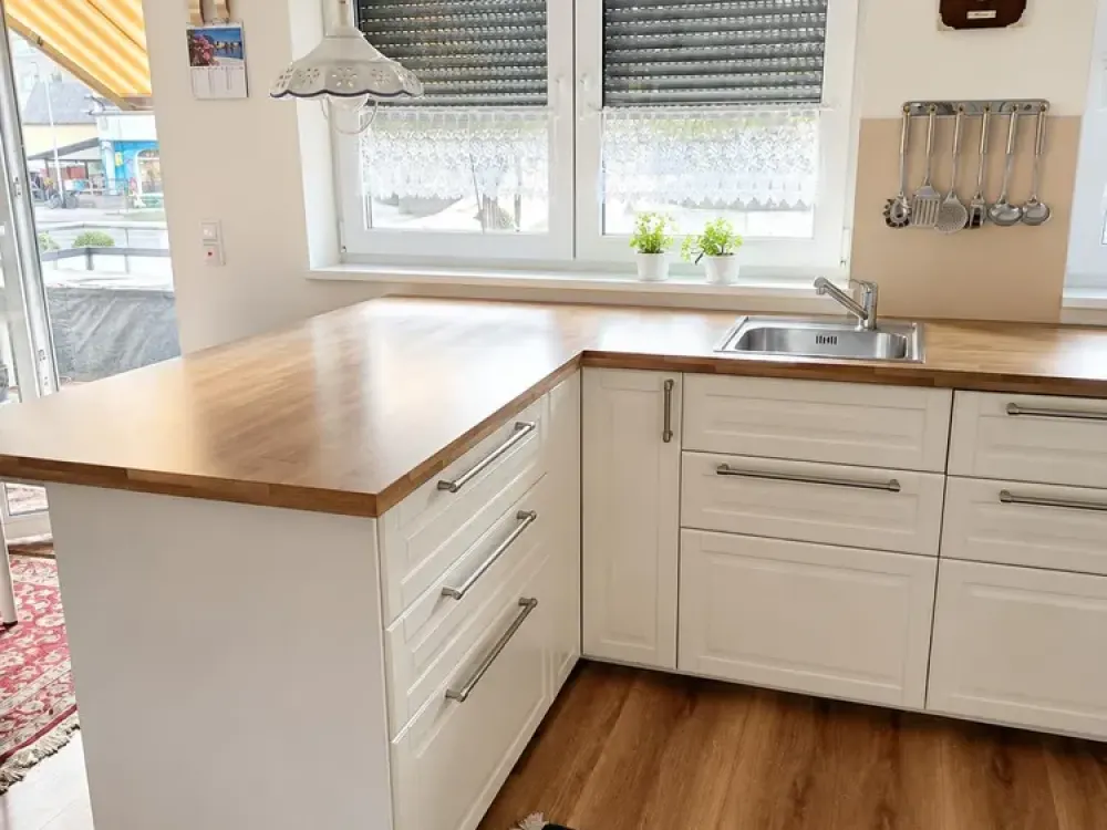 Barrierearme Wohnung mit Fahrstuhl und Balkon in Stadtnähe