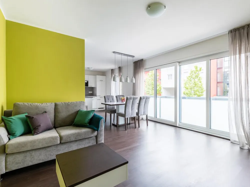 Großzügig und möbliert: 2-Zimmer-Wohnung im elevon