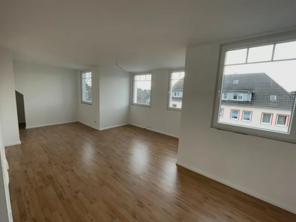 Moderne Zweizimmerwohnung mit Balkon & Einbauküche Neuss Zentrum