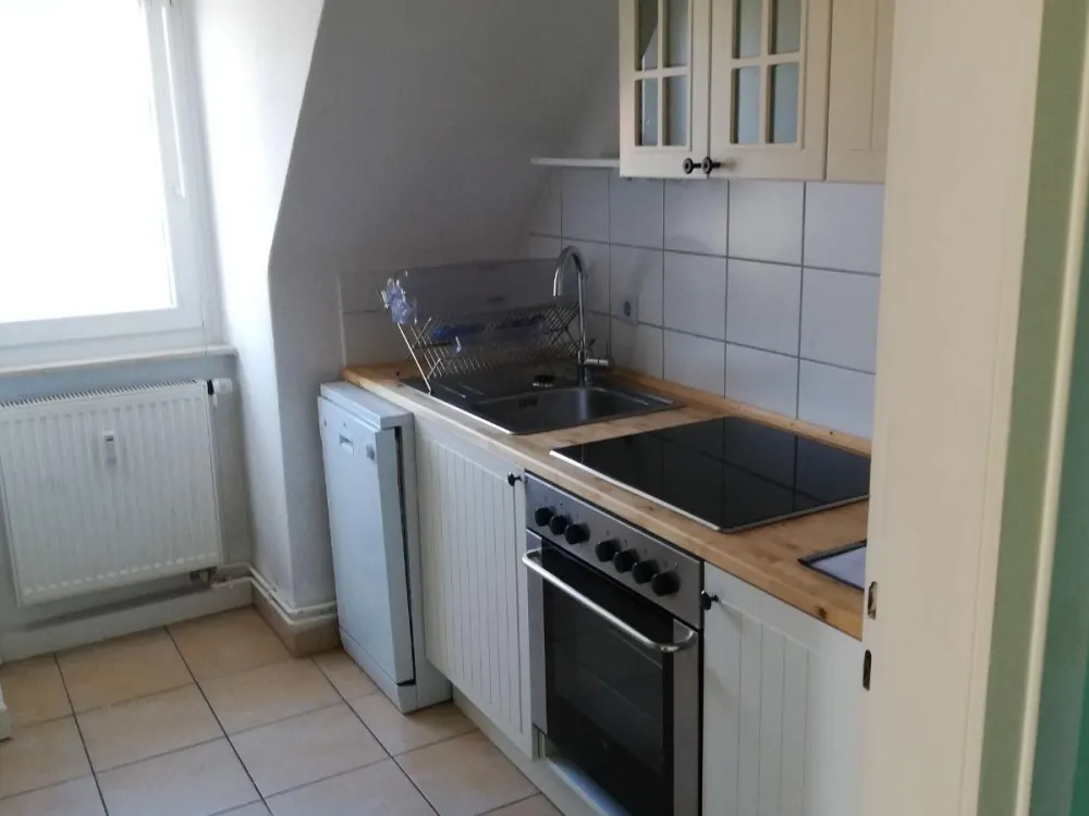 2-Zimmer Wohnung-FREI ab 1.11- erstmal ANFRAGENSTOP