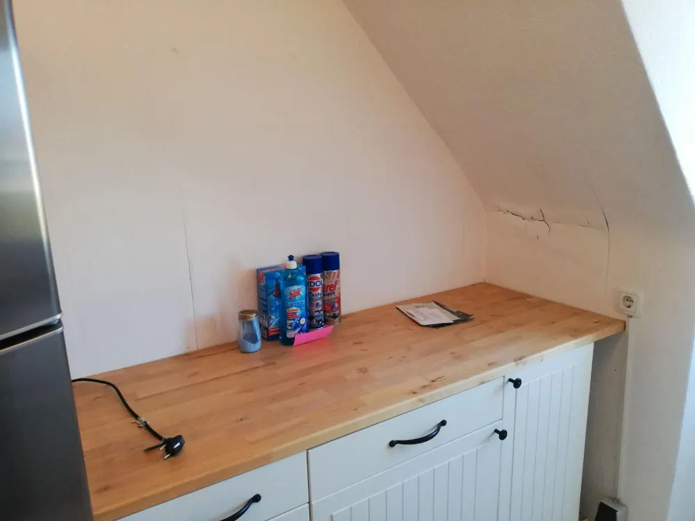 2-Zimmer Wohnung-FREI ab 1.11- erstmal ANFRAGENSTOP