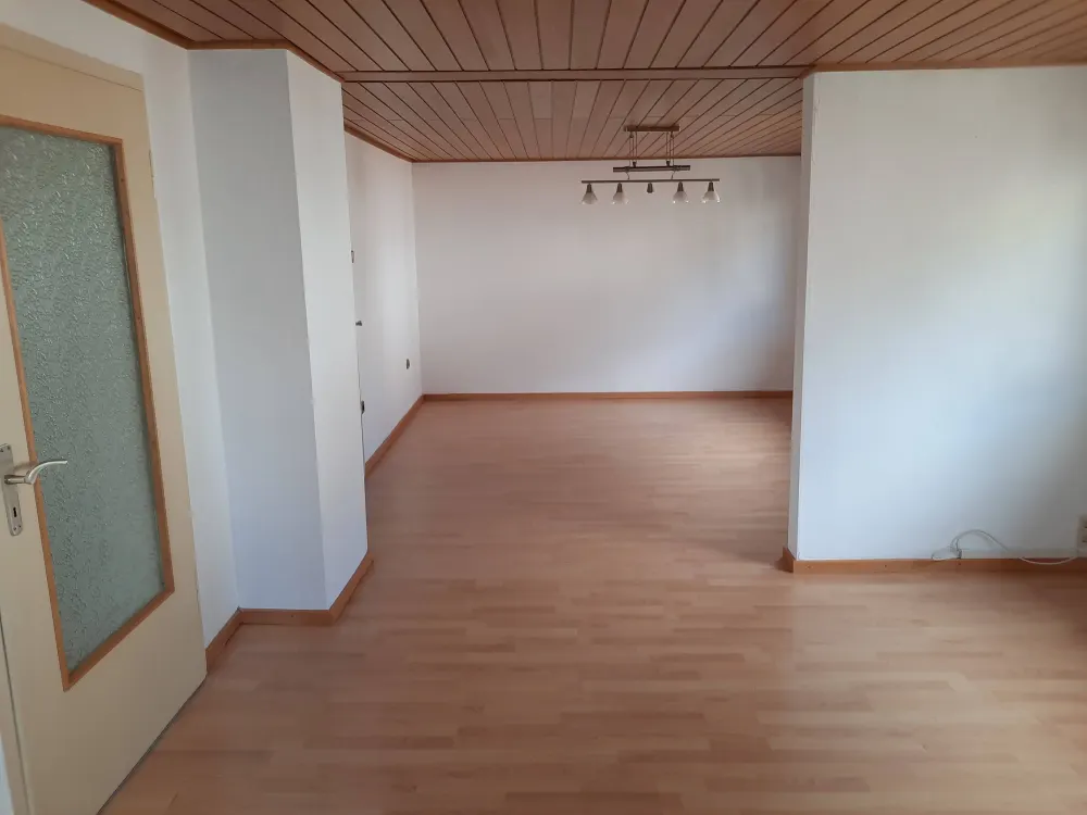 helle 3 ZKB Wohnung