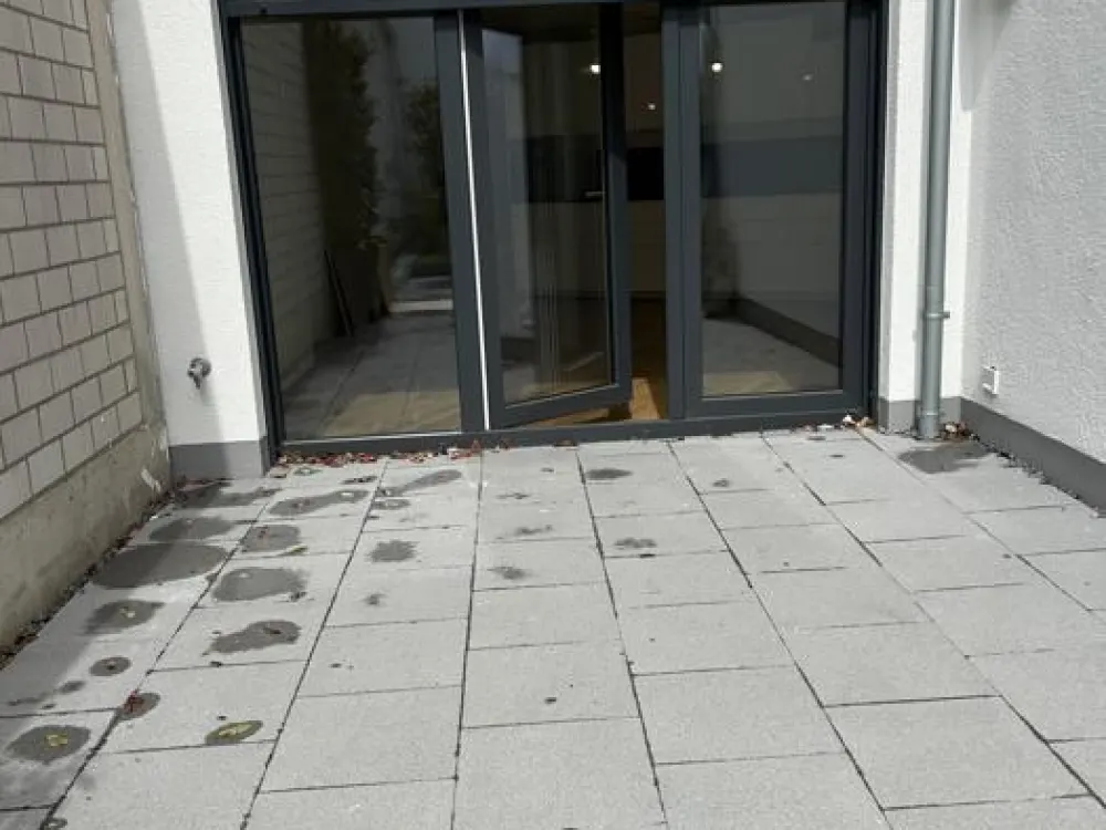 Neubau-Terrassenwohnung mit EBK in Düsseldorf-Flehe