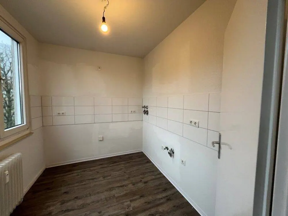 Großzügige 4 Zimmer Wohnung sucht nette Nachbarn
