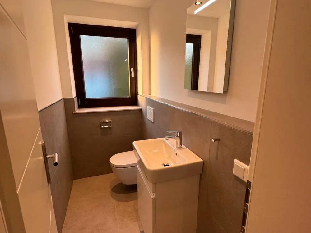 120 m² Apartment for Rent in Schlangen-Osterholz