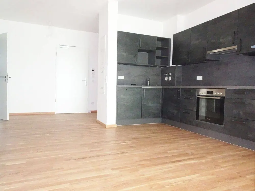Moderner Flair mit Terrasse, Einbauküche, offener Wohnbereich, Ankleidezimmer