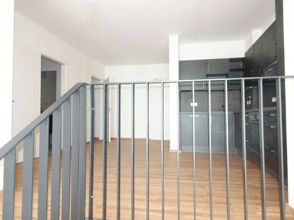 Moderner Flair mit Terrasse, Einbauküche, offener Wohnbereich, Ankleidezimmer
