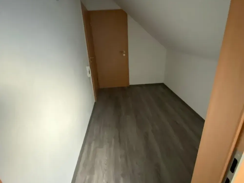 gemütliche 2 1/2-Zimmer-DG-Wohnung inkl. Küche in Bochum Stiepel