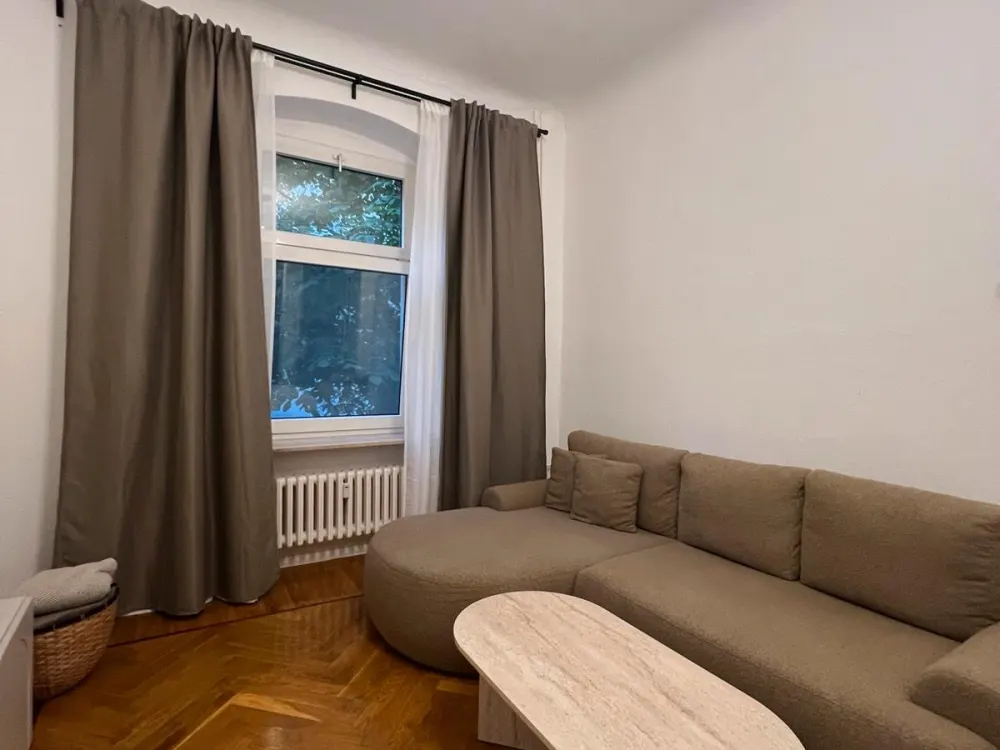 2 Zimmer Altbau mit Charm - BITTE LESEN❗️