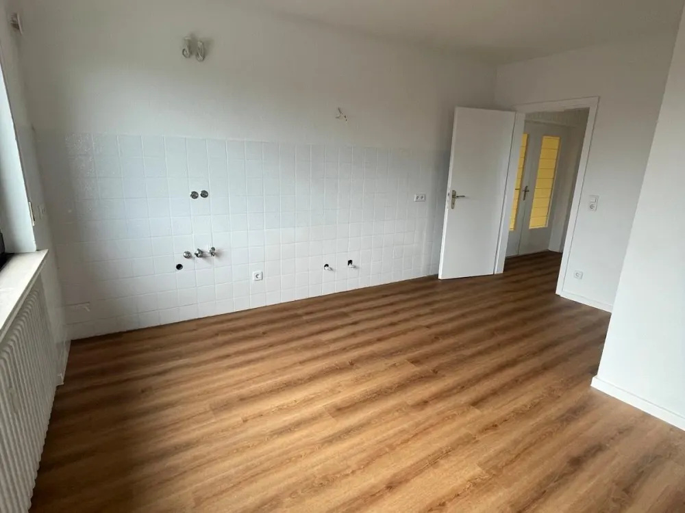 Helle Dachgeschosswohnung in Bornheim-Rösberg zu vermieten!