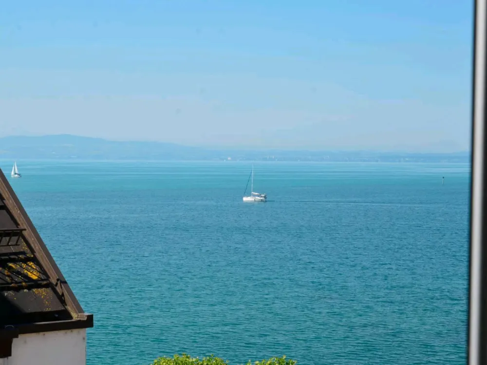 Möblierte 114 m² Wohnung mit SEEBLICK (Auf zeit)