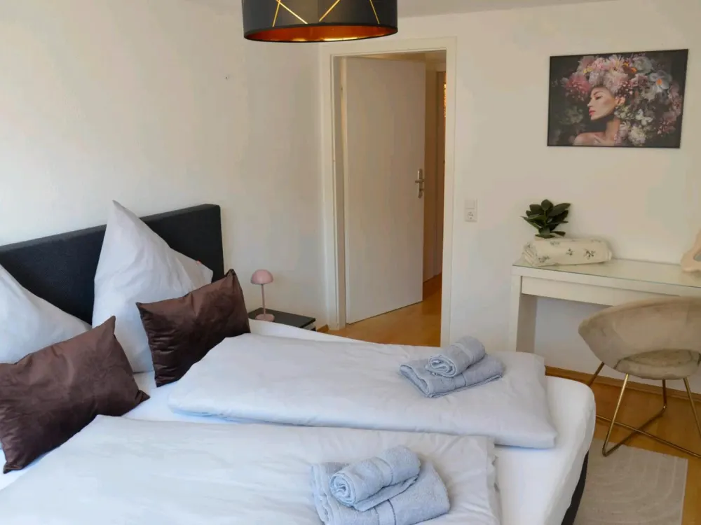 Möblierte 114 m² Wohnung mit SEEBLICK (Auf zeit)