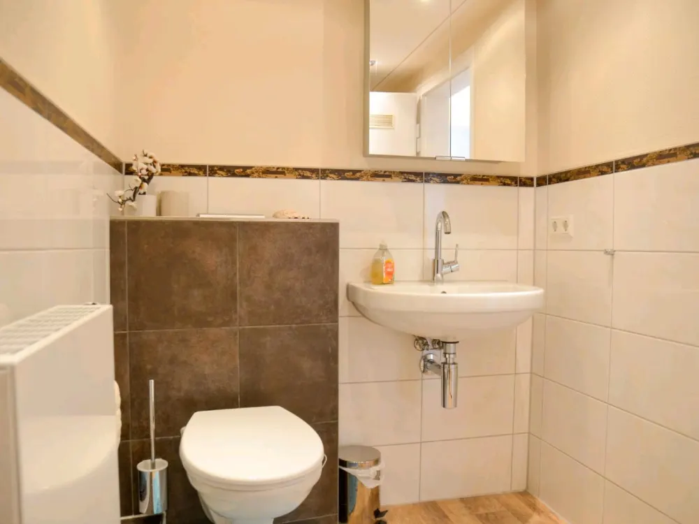 Möblierte 114 m² Wohnung mit SEEBLICK (Auf zeit)