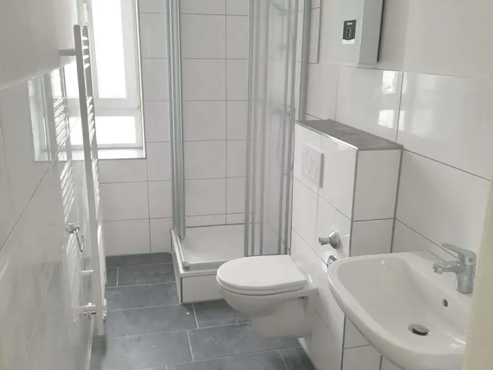 ***Kernsaniertes Apartment in Lev.-Opladen***