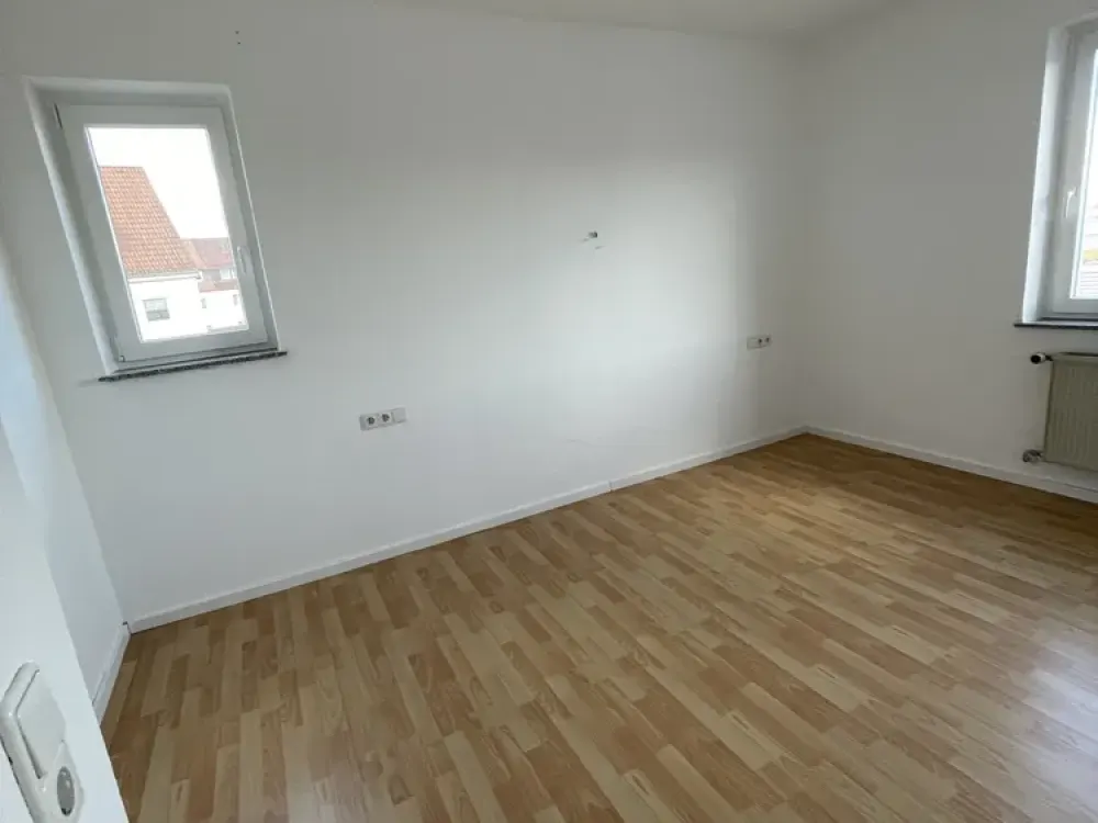 Geschmackvolle 3-Raum-Wohnung mit Balkon und EBK in Stuttgart
