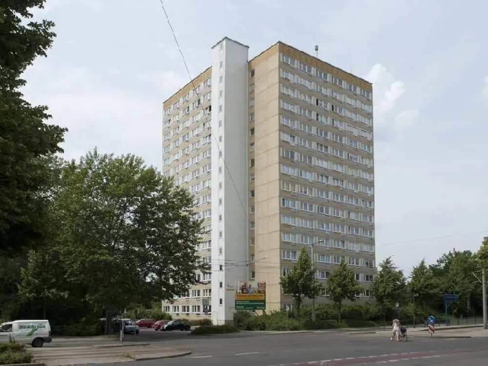 Attention seniors: 3-room apartment with wheelchair-accessible kitchen