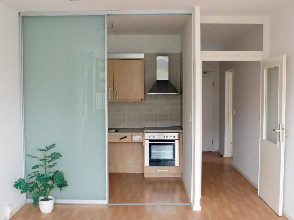 Attention seniors: 3-room apartment with wheelchair-accessible kitchen
