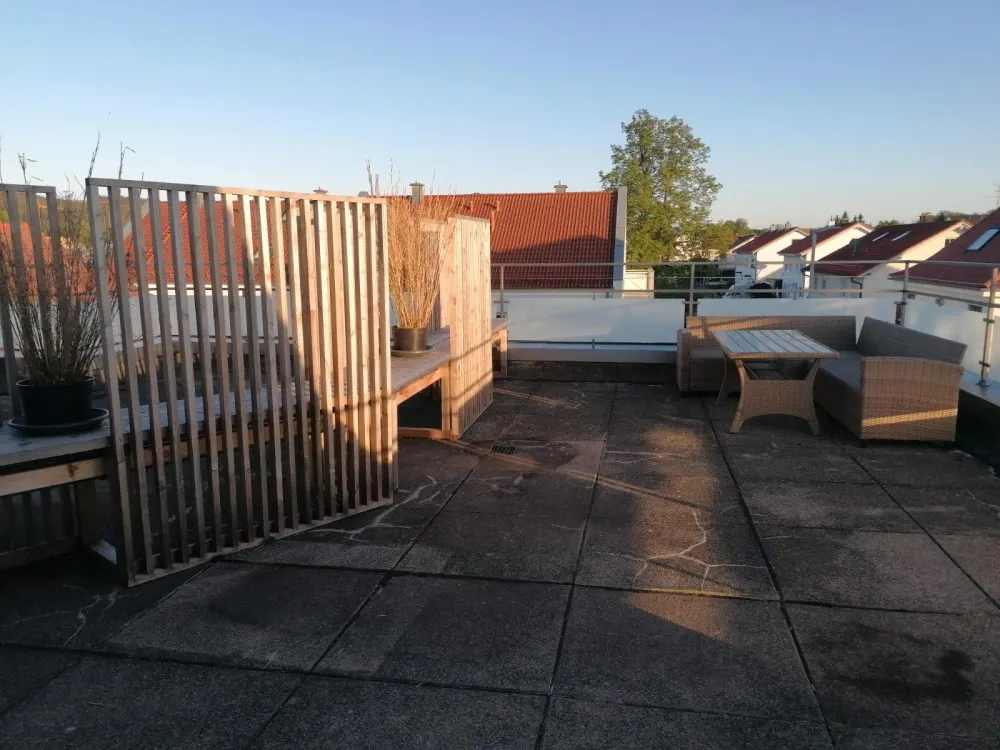 Außergewöhnliche 2 Zi-Dachgeschosswhg. mit riesiger Dachterrasse